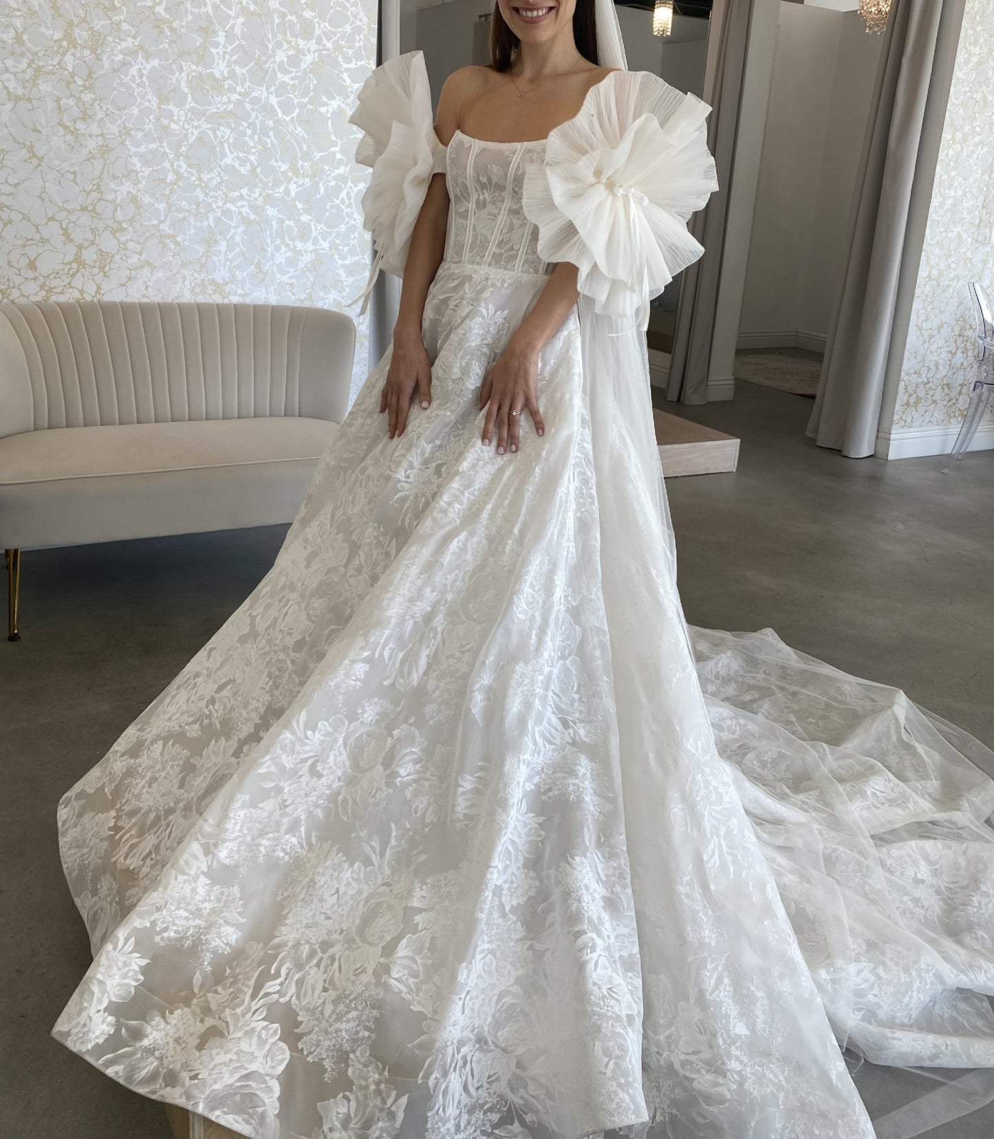 Detached Pleated Organza Petal With Center Ribbon Sleeves