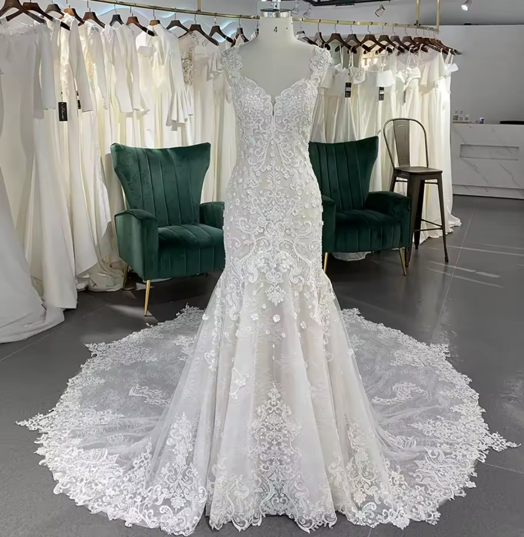 Elegant Lace Cap Sleeve Sweetheart Fit To Flare 2025 Mermaid Bridal Gown