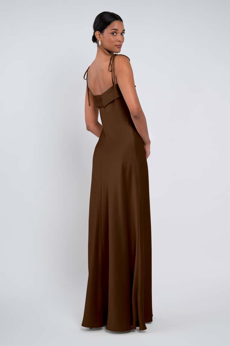 Chic And Modern Spaghetti Strap Folded Boat Neck Bridesmaid Dress With Bias Cut Flirtatious Body Style