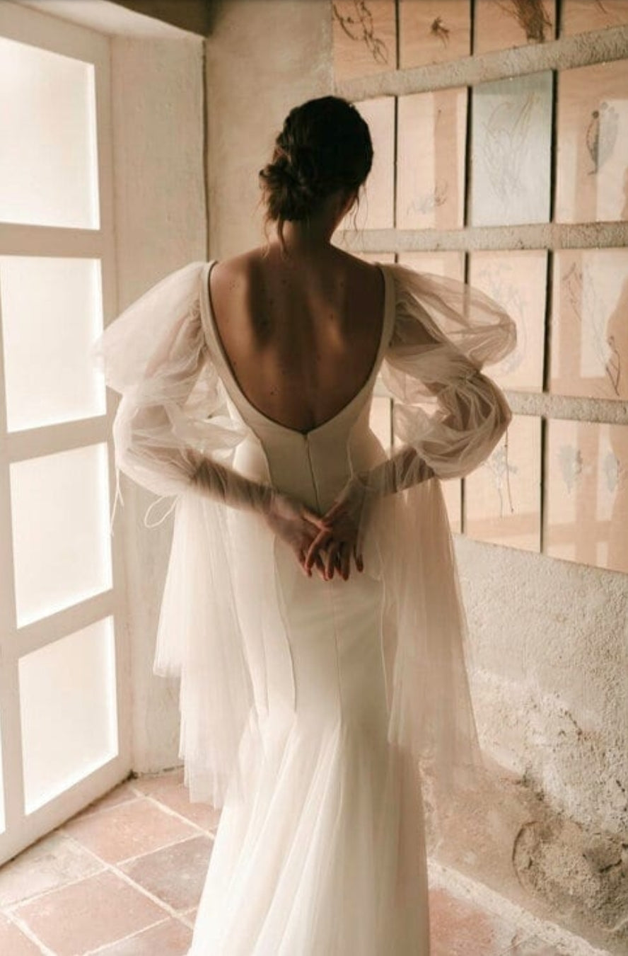 Detached Whimsical Marie Style Irregular Full Length Sleeves