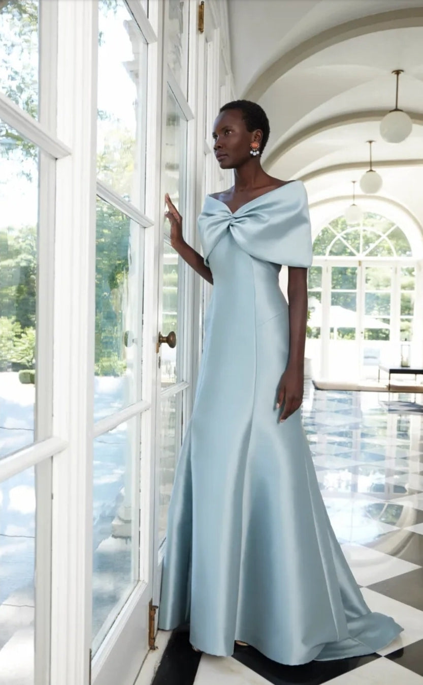 Off The Shoulder Bow Knot Pleated Trumpet Gown