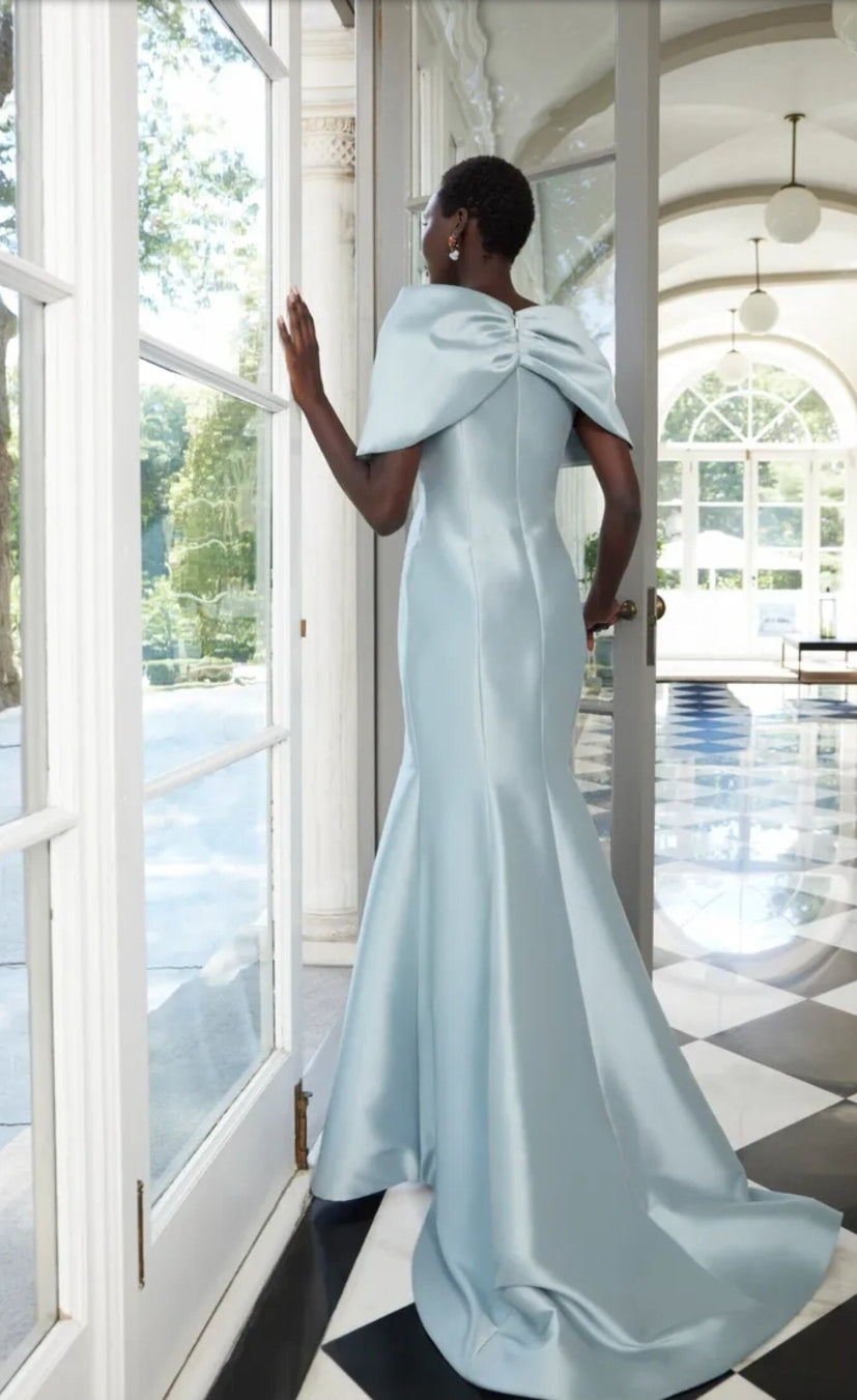Off The Shoulder Bow Knot Pleated Trumpet Gown