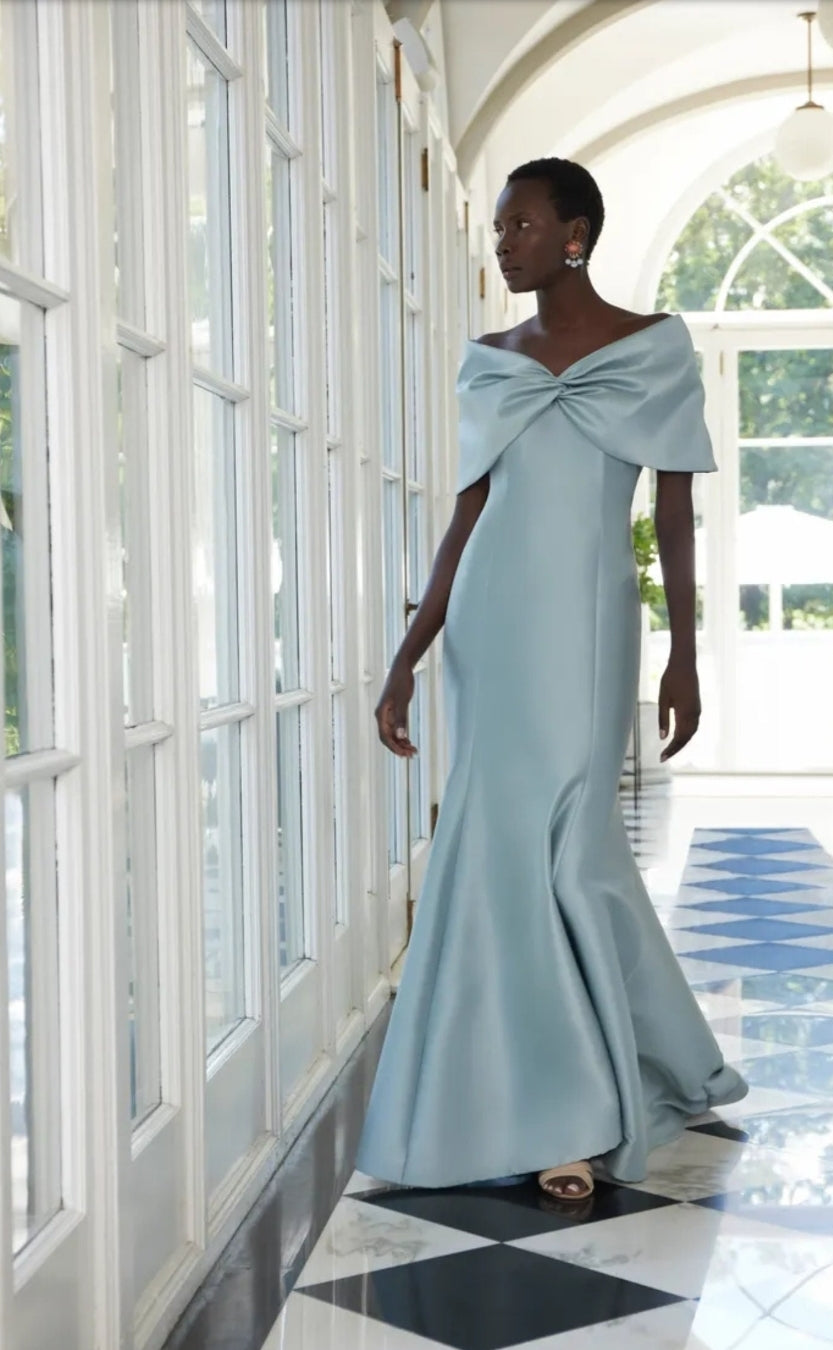 Off The Shoulder Bow Knot Pleated Trumpet Gown