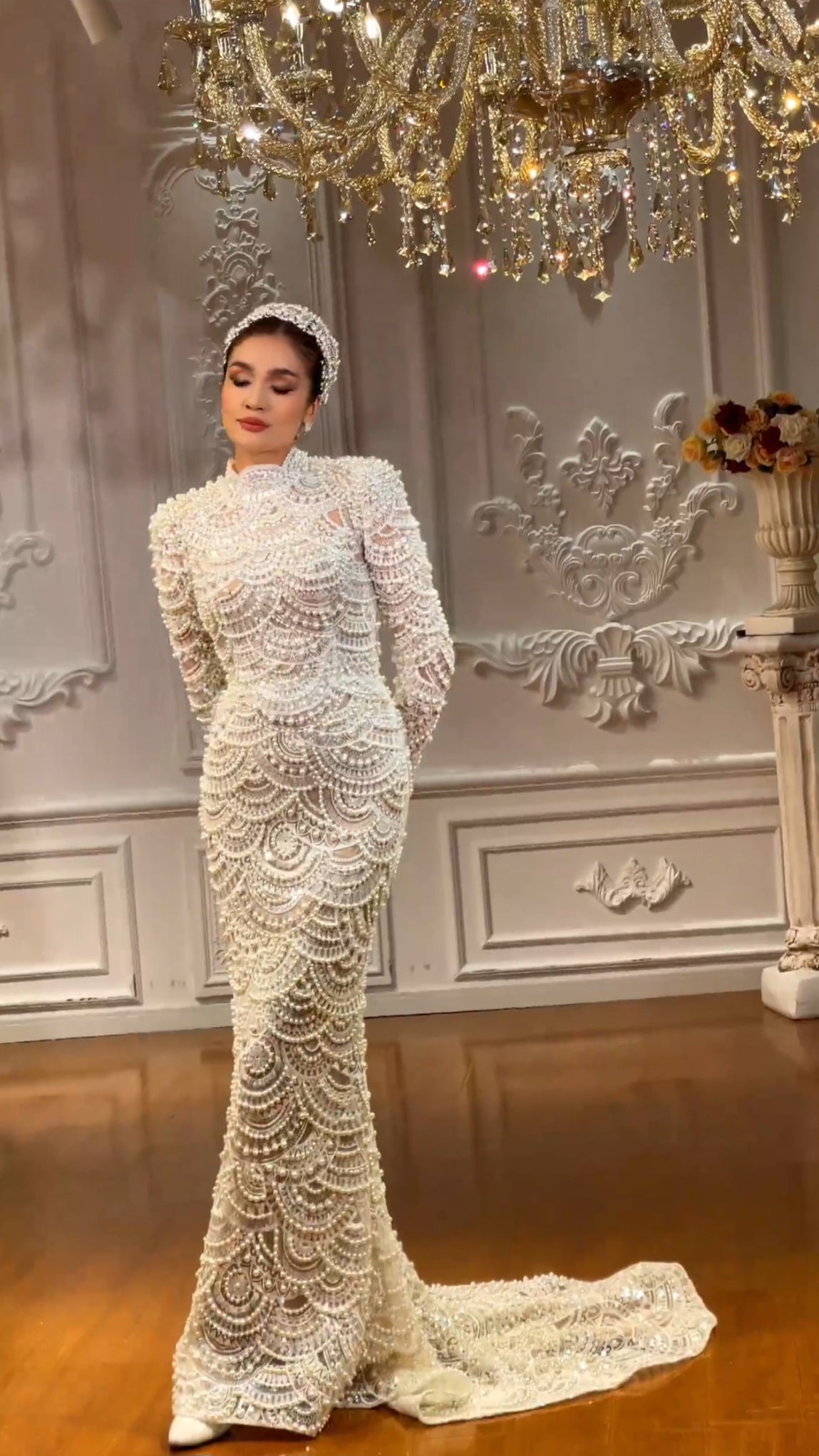2024 Mid Neck Modest Gorgeous Multi Beaded Trumpet Fishtail Bridal Gown