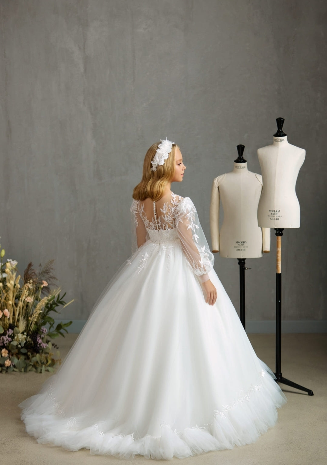 Sequinned Floral Lace Sheer Long Sleeve A-Line Flower Girl/Communion Gown