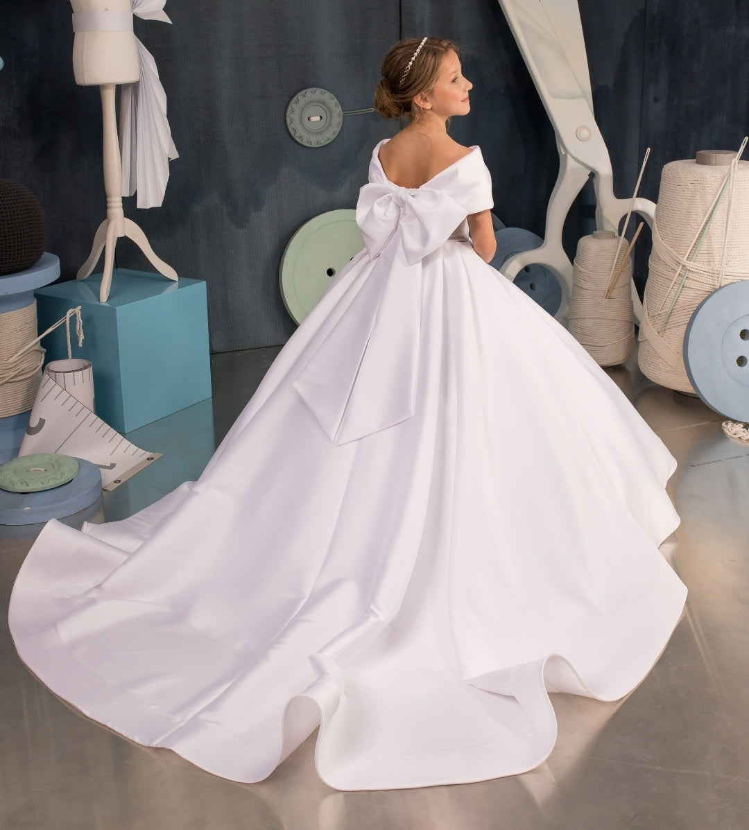 Simple & Sweet Bow Knot Neckline Flower Girl/Special Occasion Ball Gown
