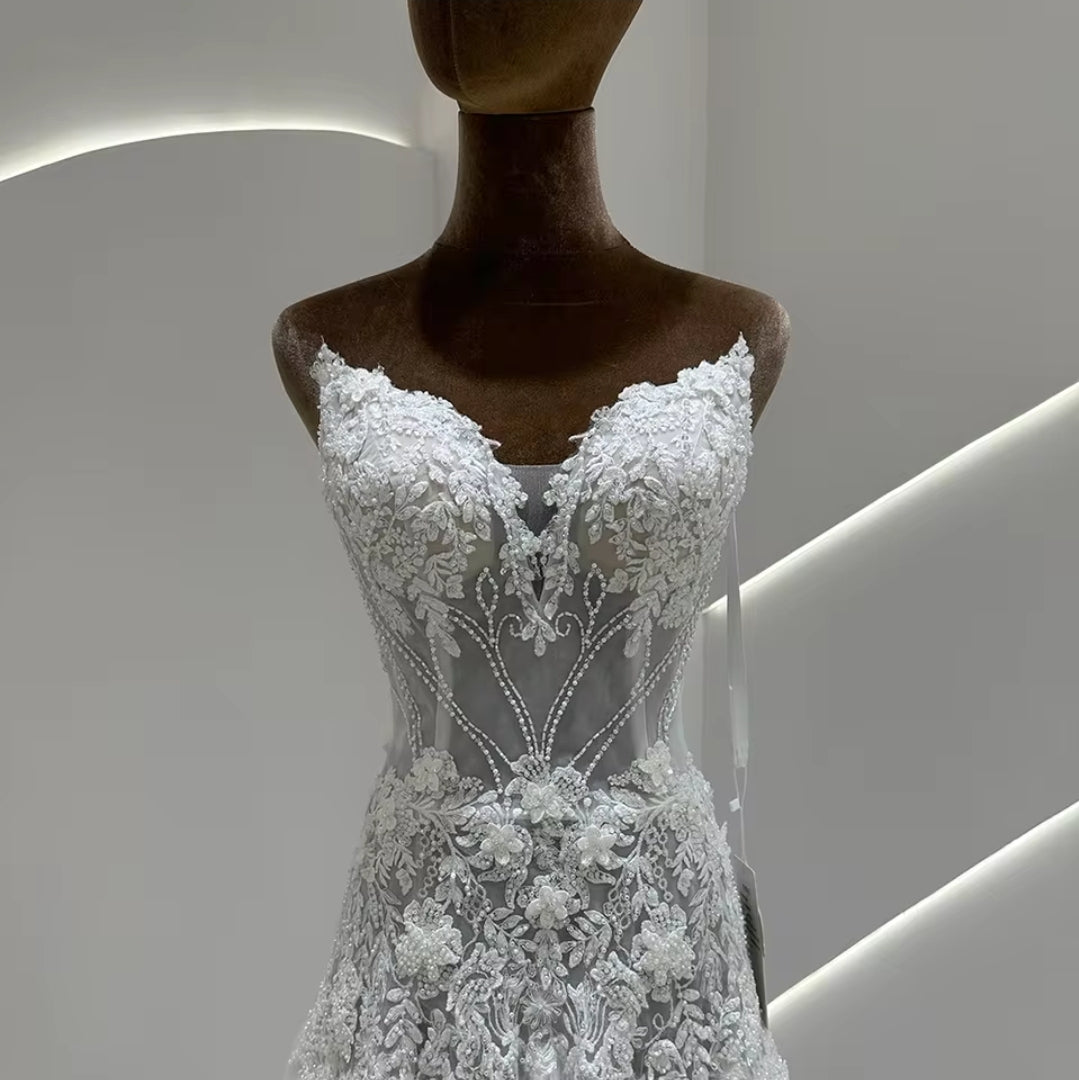 2025 Strapless Floral Sequin Appliqués Beaded Boho Sexy Beach Pleated Bridal And Ceremonial Gown