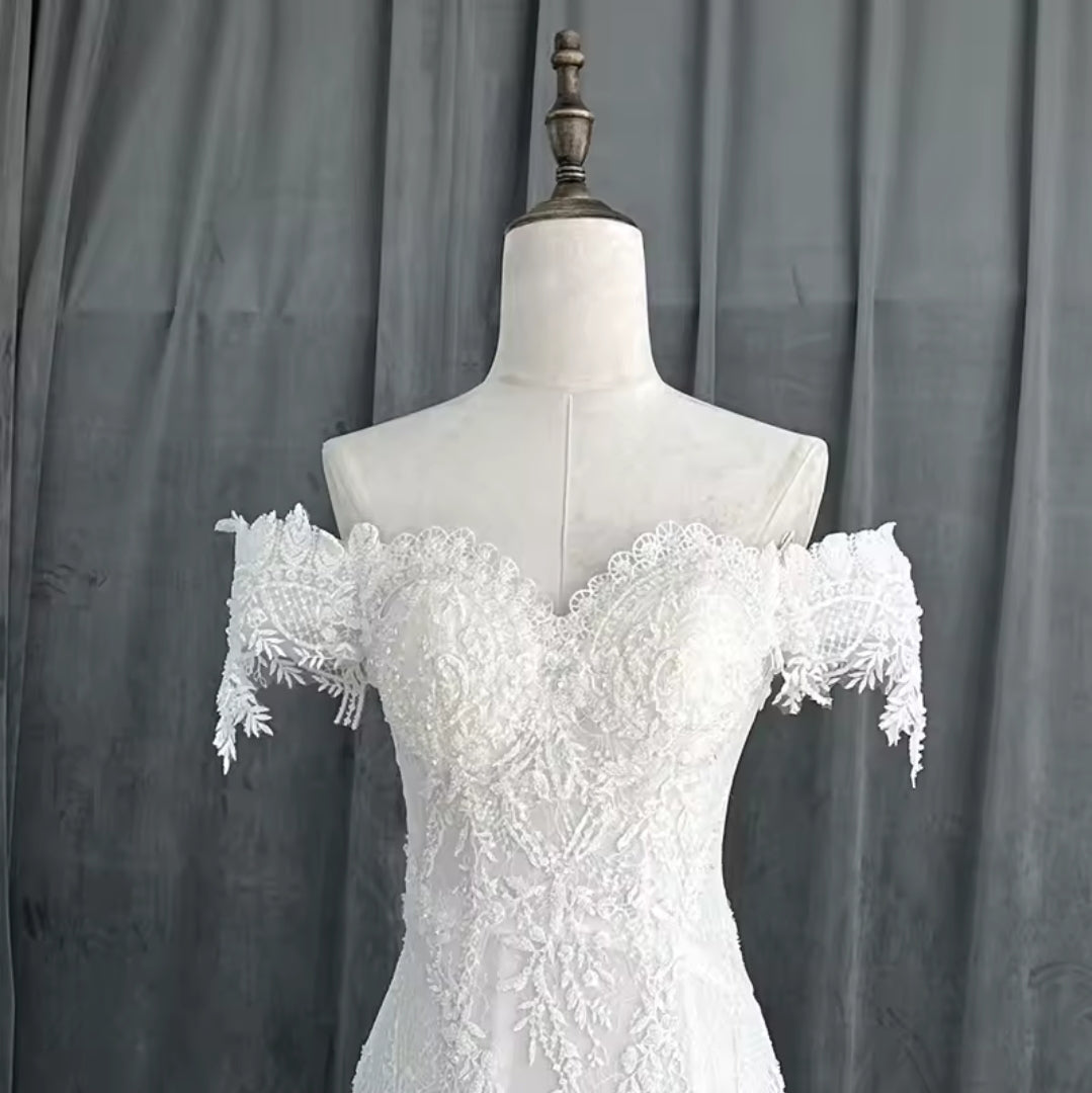 Lace Off The Shoulder Form Fitting Fit To Flare Sweetheart 2025 Ceremonial Bridal Gown With 50cm Train