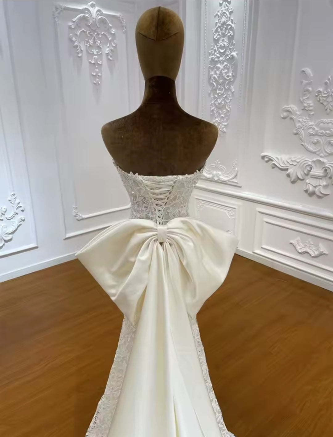 Strapless 2025 Full Lace Mermaid Bridal Gown With Beautiful Detachable Satin Bow Waist Train