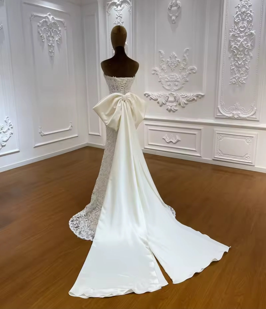 Strapless 2025 Full Lace Mermaid Bridal Gown With Beautiful Detachable Satin Bow Waist Train