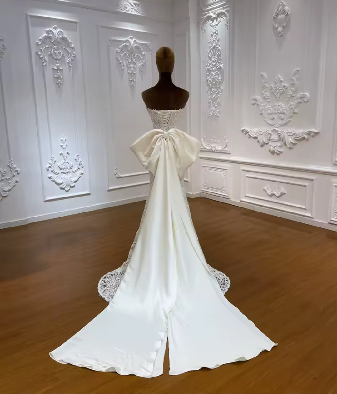 Strapless 2025 Full Lace Mermaid Bridal Gown With Beautiful Detachable Satin Bow Waist Train