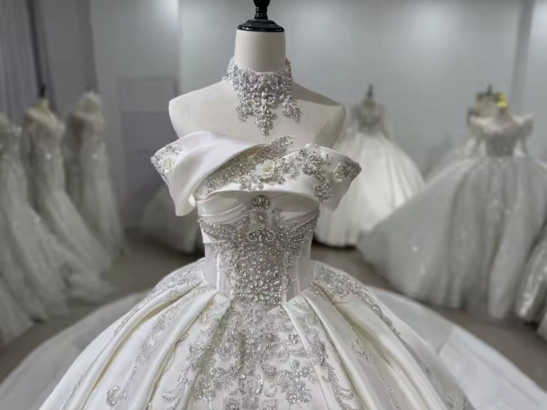 Multi Beaded 3D Floral Accents 2025 Off The Shoulder Elegant A-Line Bridal Gown With Matching Neck Piece