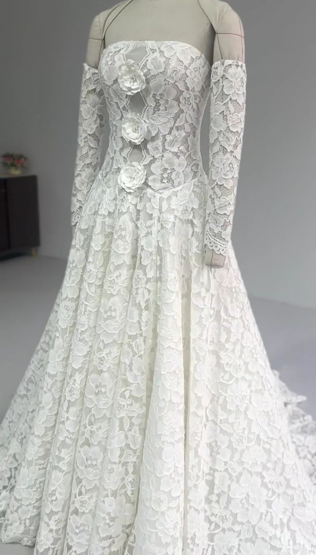 Lovely Floral Lace Strapless Boat Neck Gown With 3 Floral Motiff Bodice Detail And Detached Sleeves