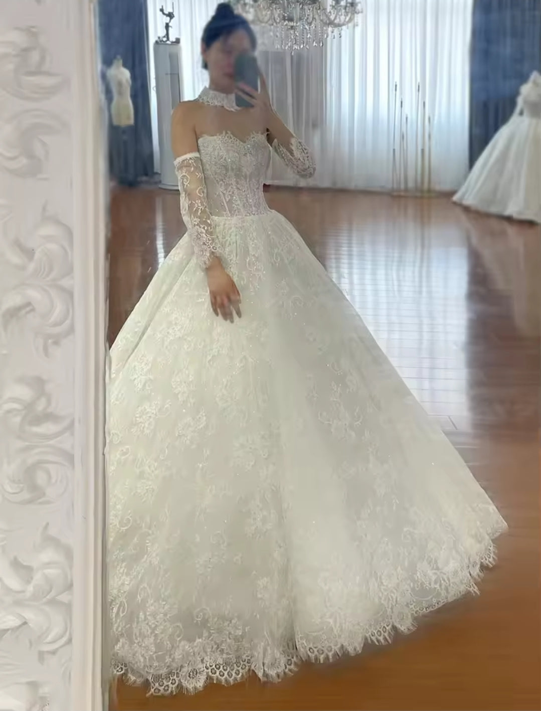 French Eyelash Lace Strapless Sweetheart Elegant Bridal Gown With Detached Sleeves