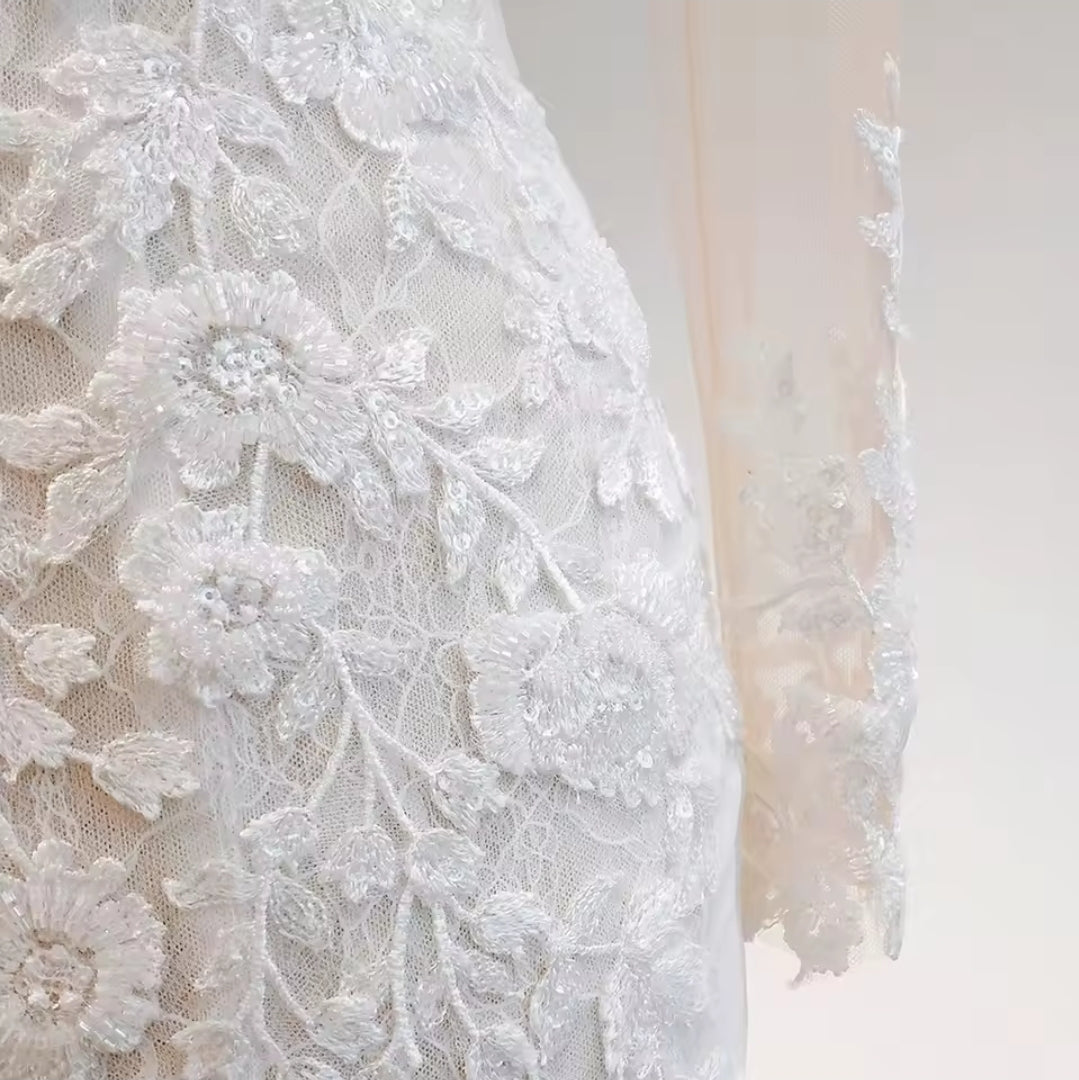 Sequinned Lace Long Sleeve Floral Lace Sweetheart Mermaid Bridal Gown 2025