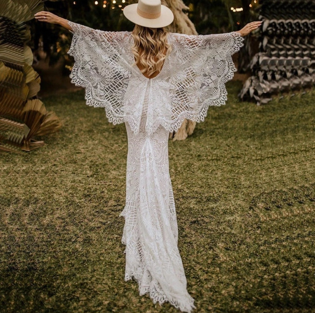 Flutter Sleeve Boho Plunging V-Neck Laced Gown