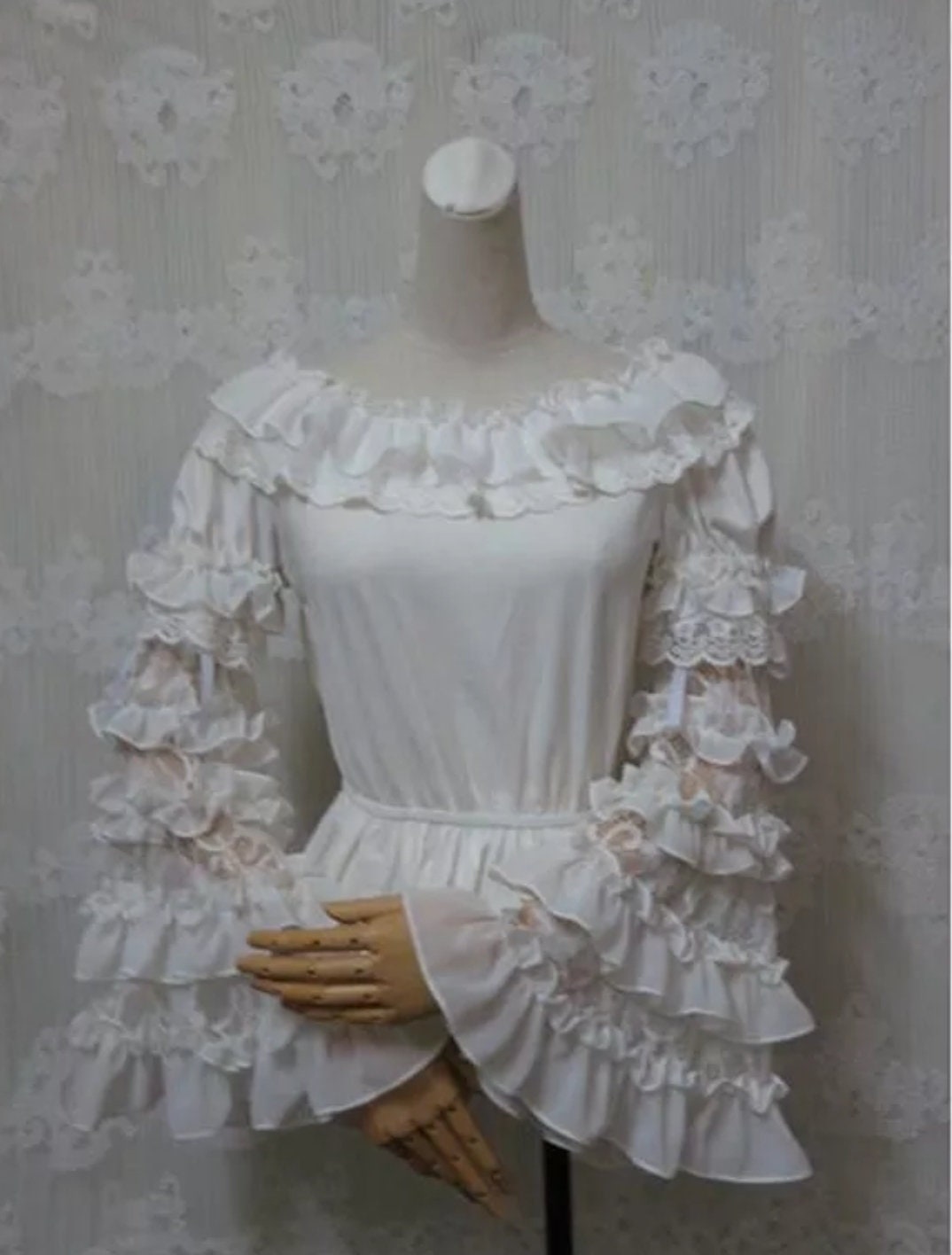 Lolita Tiered Ruffle Flare Detached Full Sleeves
