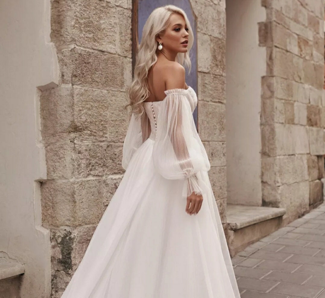Detached Plisse Tulle Balloon Sleeves
