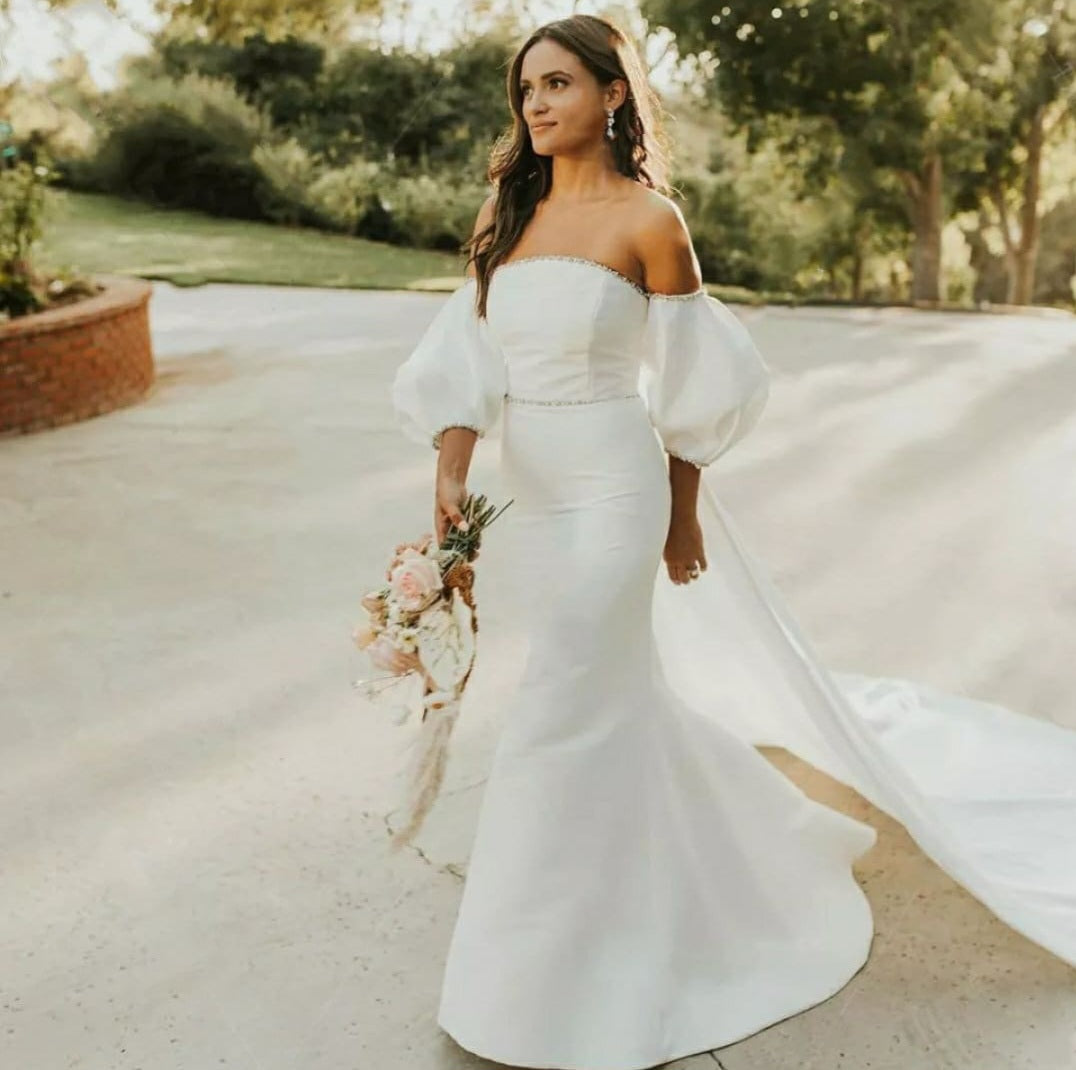 Beaded Trim Embellished Satin Gown With Detachable Train/Detached Puff Sleeves