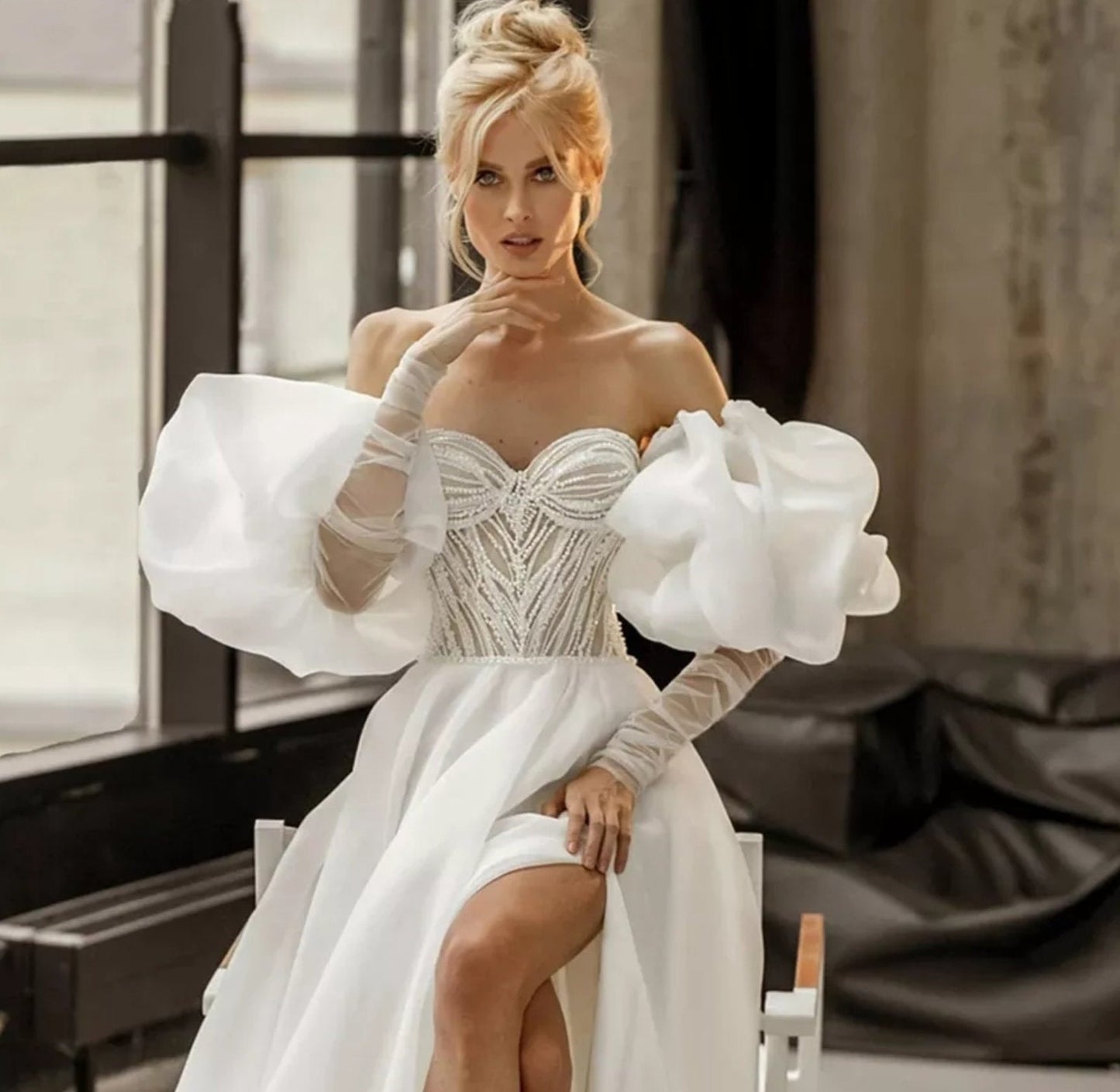 Detached Organza Puff And Sheer Tulle Sleeves