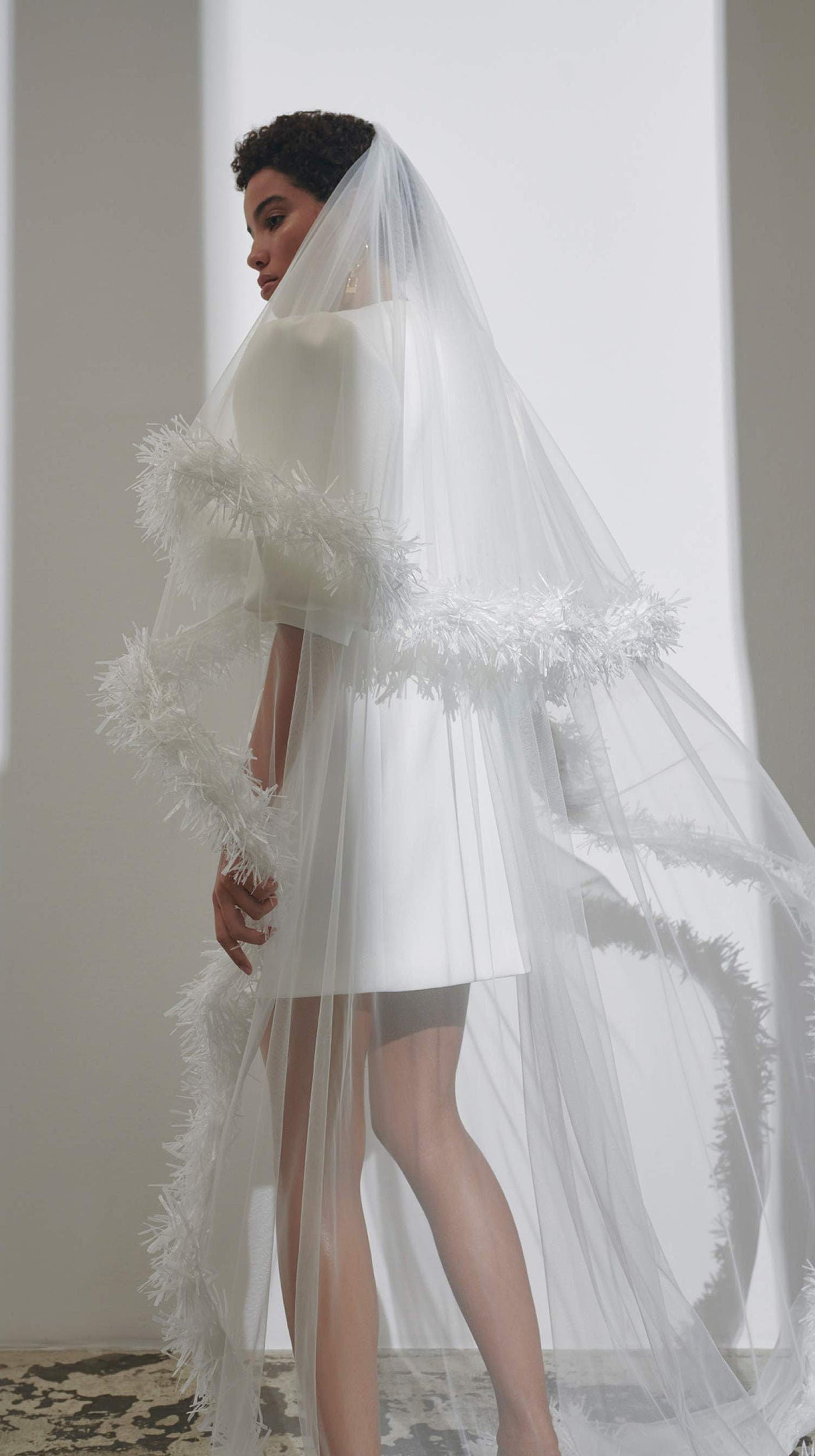 Simple Tulle & Frill Veil