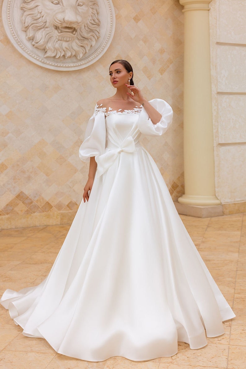 Long Sleeve Floral Vine Leaf Neckline Gown With Detachable Sleeves