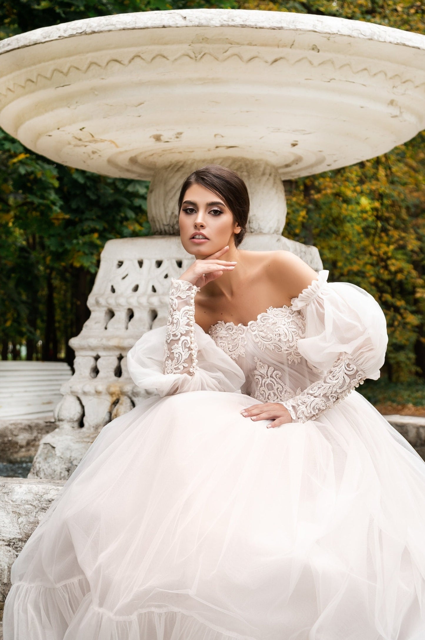 Victorian Sweetheart Strapless Gown With Detached Sleeves