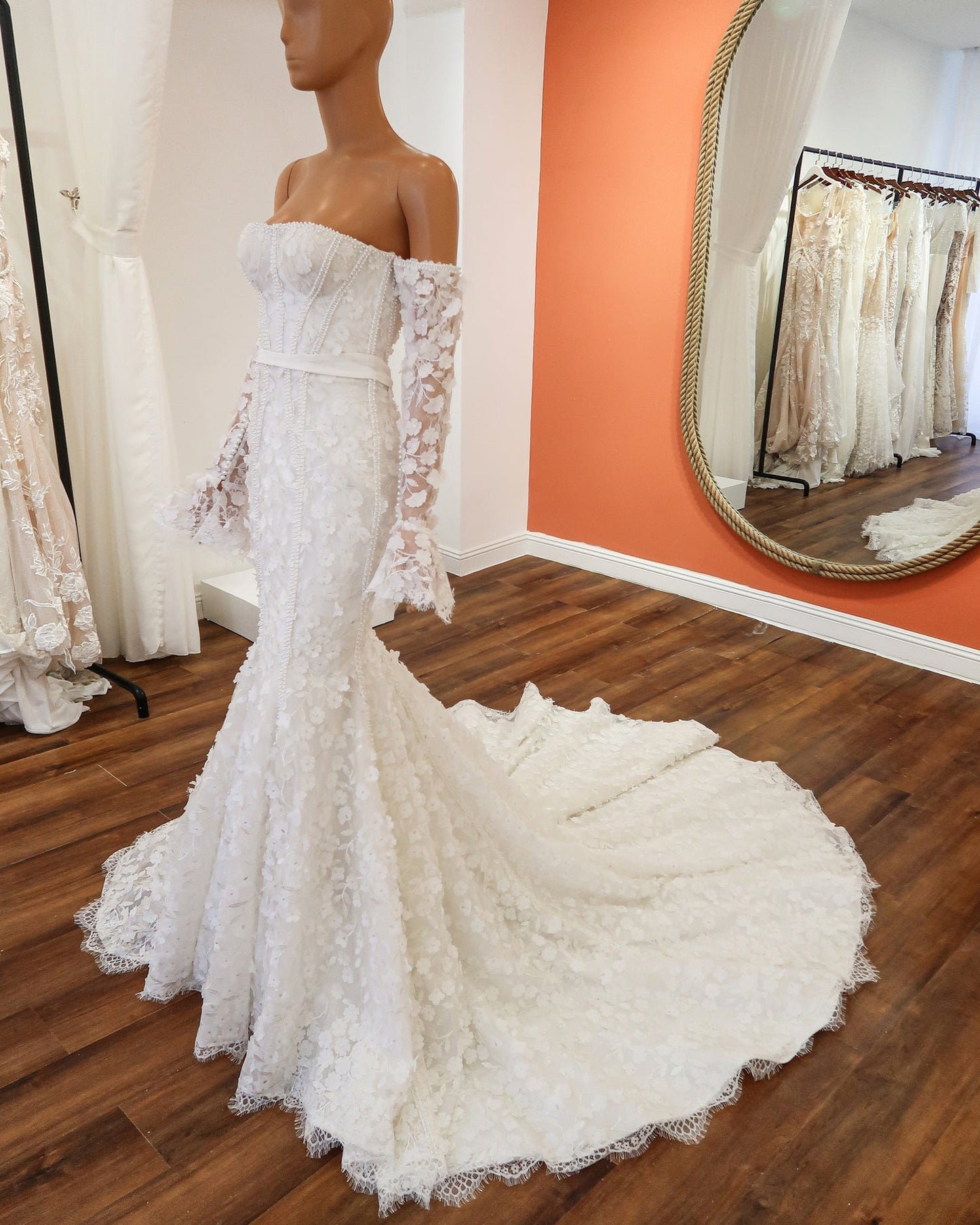 Detached Double Layer Lace & Floral Vine Sleeves