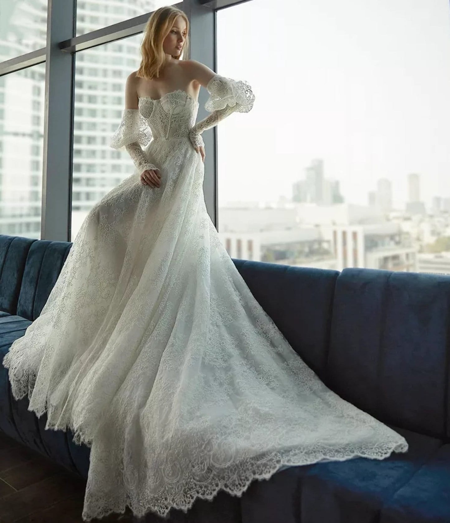 Detached Sweetheart Lace Juliet Sleeves