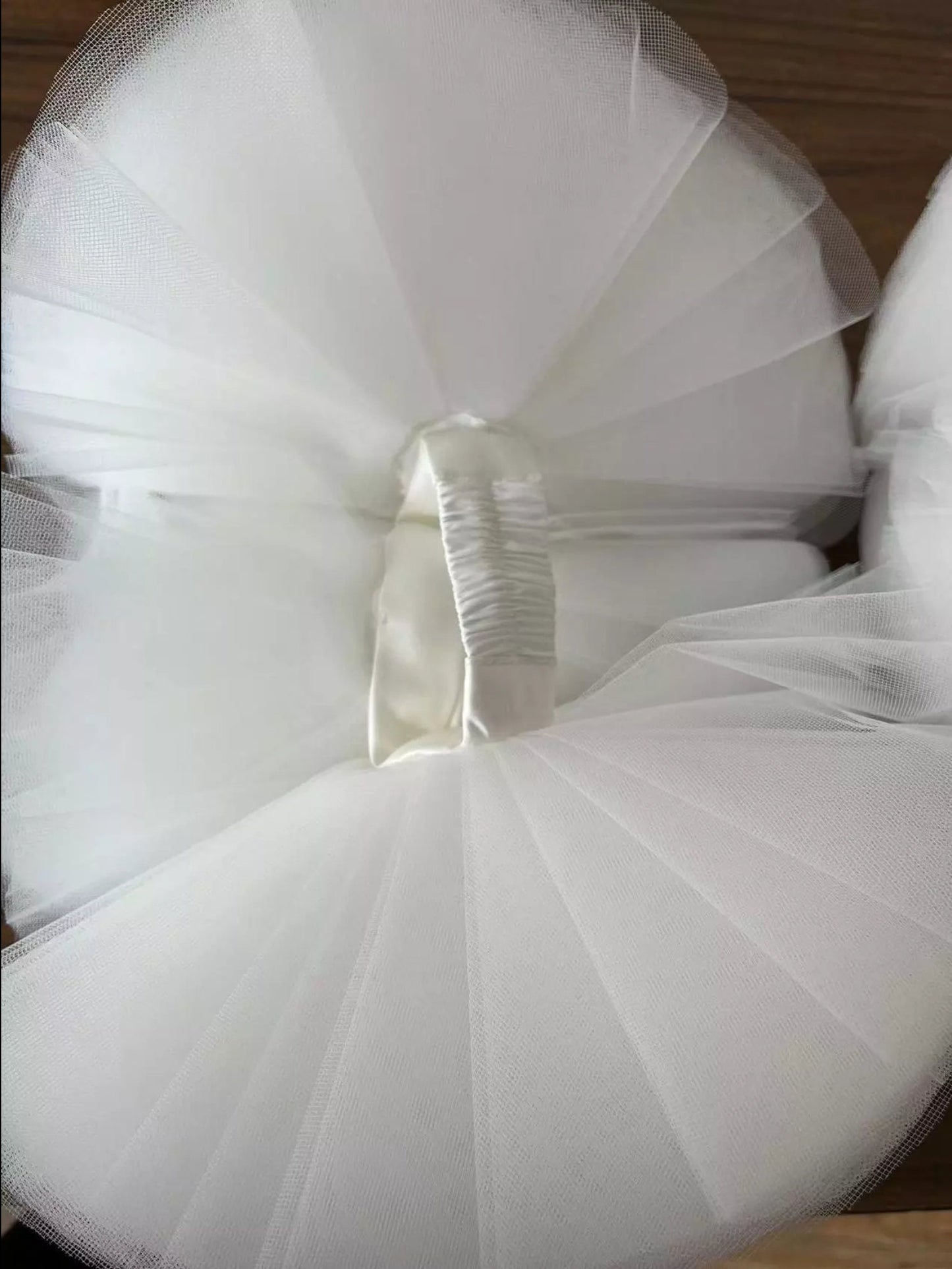 Detached Layered Ball Tulle Sleeves