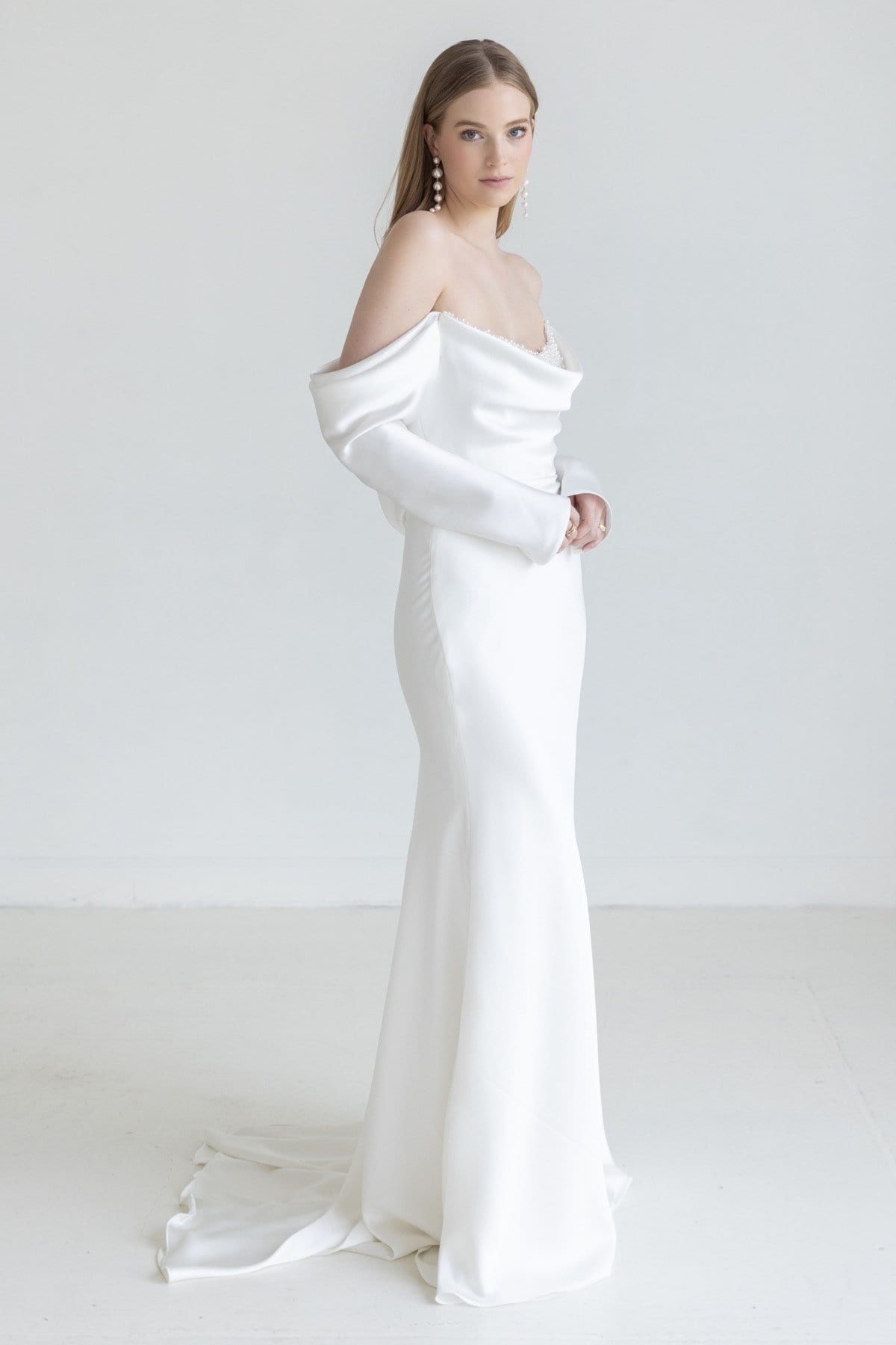 Pearl Beaded Scoop Neck Satin Elegant & Sophisticated Dress