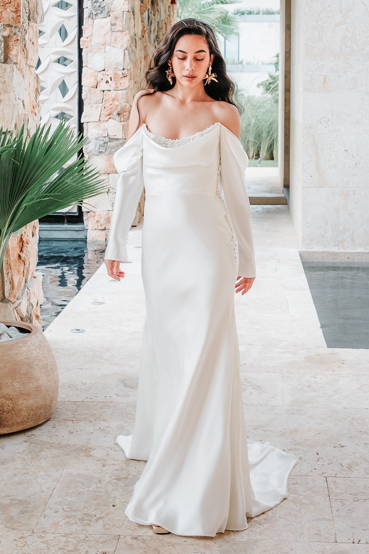 Pearl Beaded Scoop Neck Satin Elegant & Sophisticated Dress