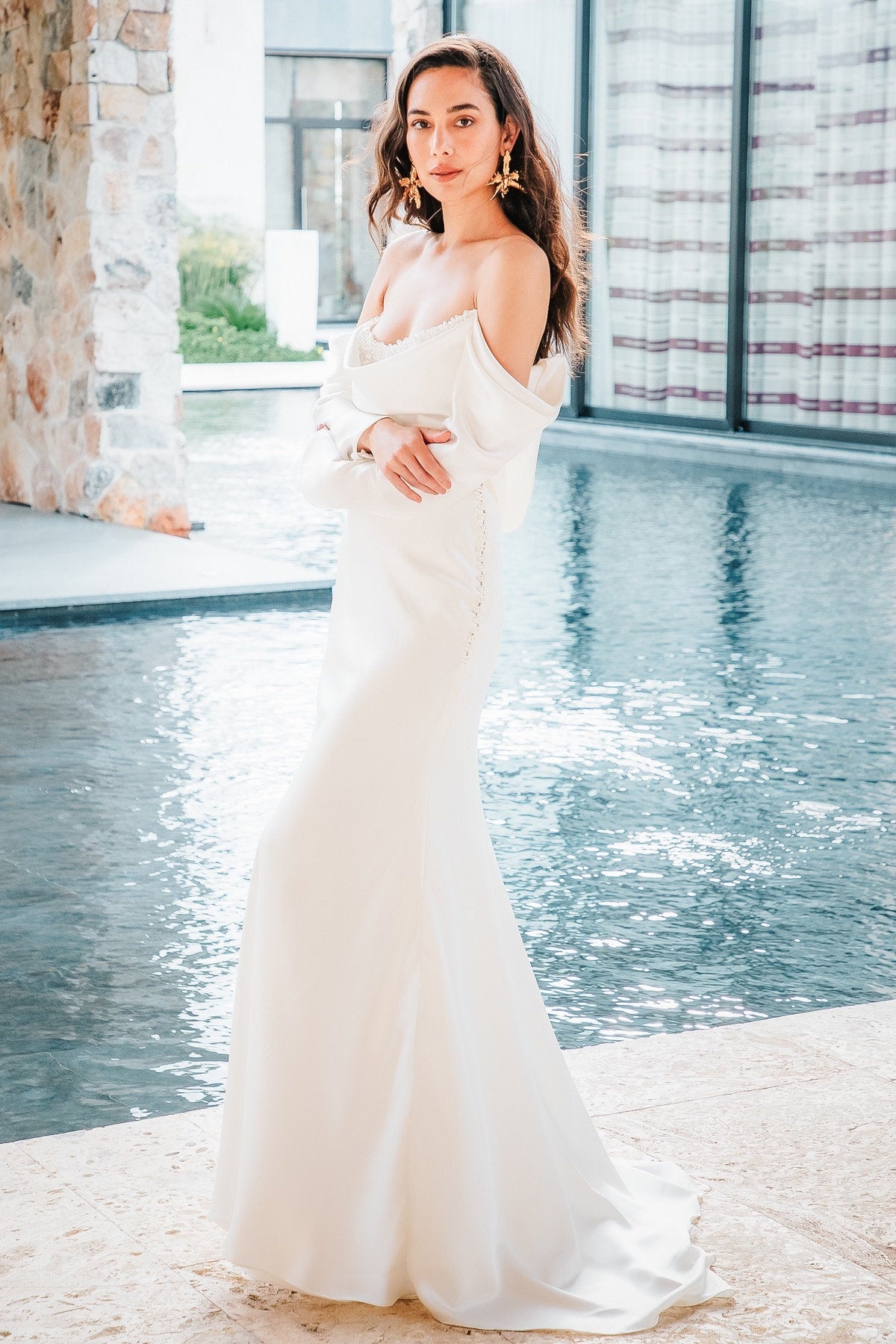 Pearl Beaded Scoop Neck Satin Elegant & Sophisticated Dress