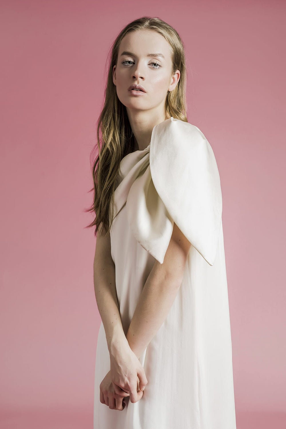 One Sided Knotted Shoulder Sheath Simple And Tasteful Gown