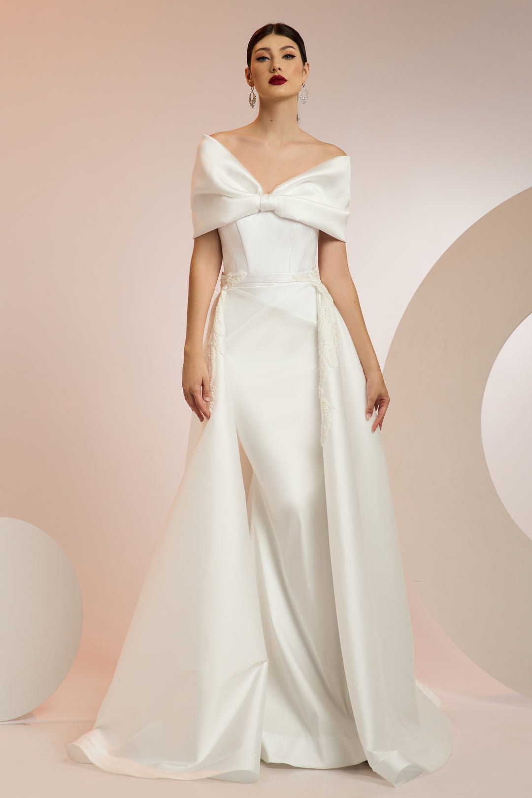 Sophisticated Bow Knot Off The Shoulder Mermaid Gown With Detachable Beaded Appliqués Accented Train