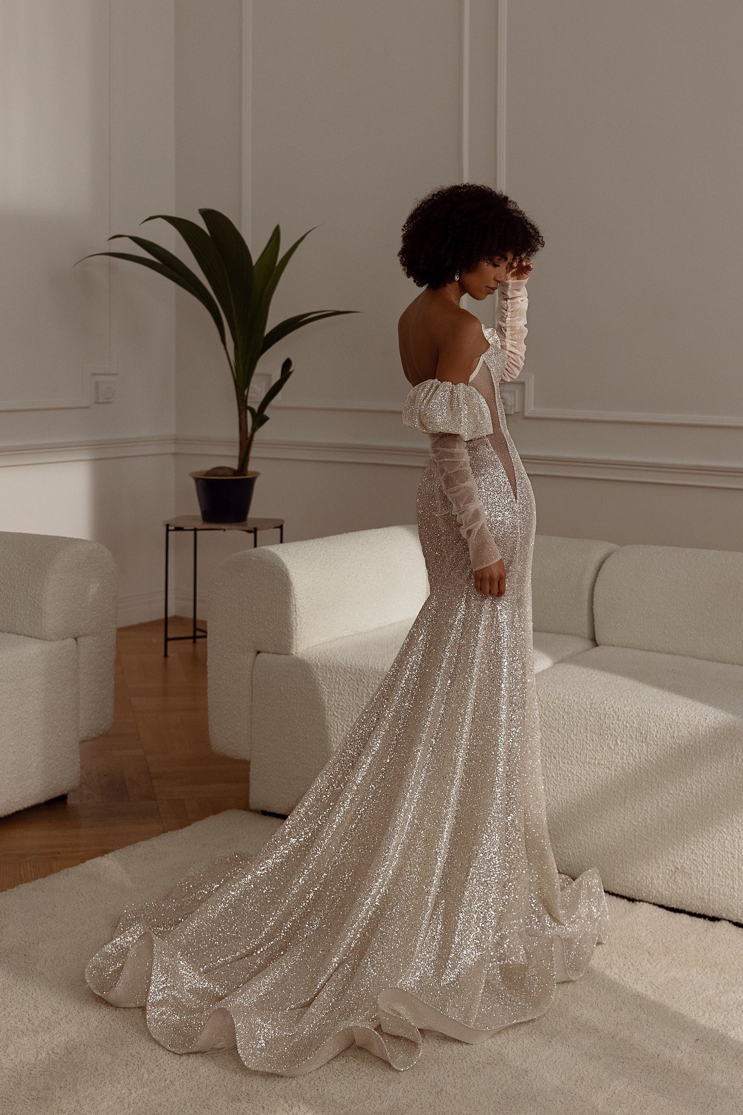 Detached Cloud Bicep Glitter And Shimmer Fitted Sleeves