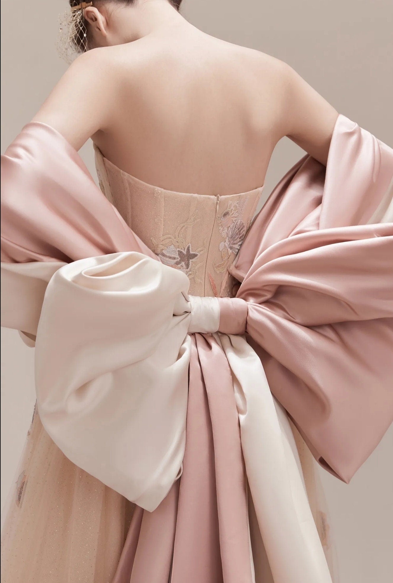 Detached Two Tone Contrast Satin Big Bow Knot Cape Sleeve Train