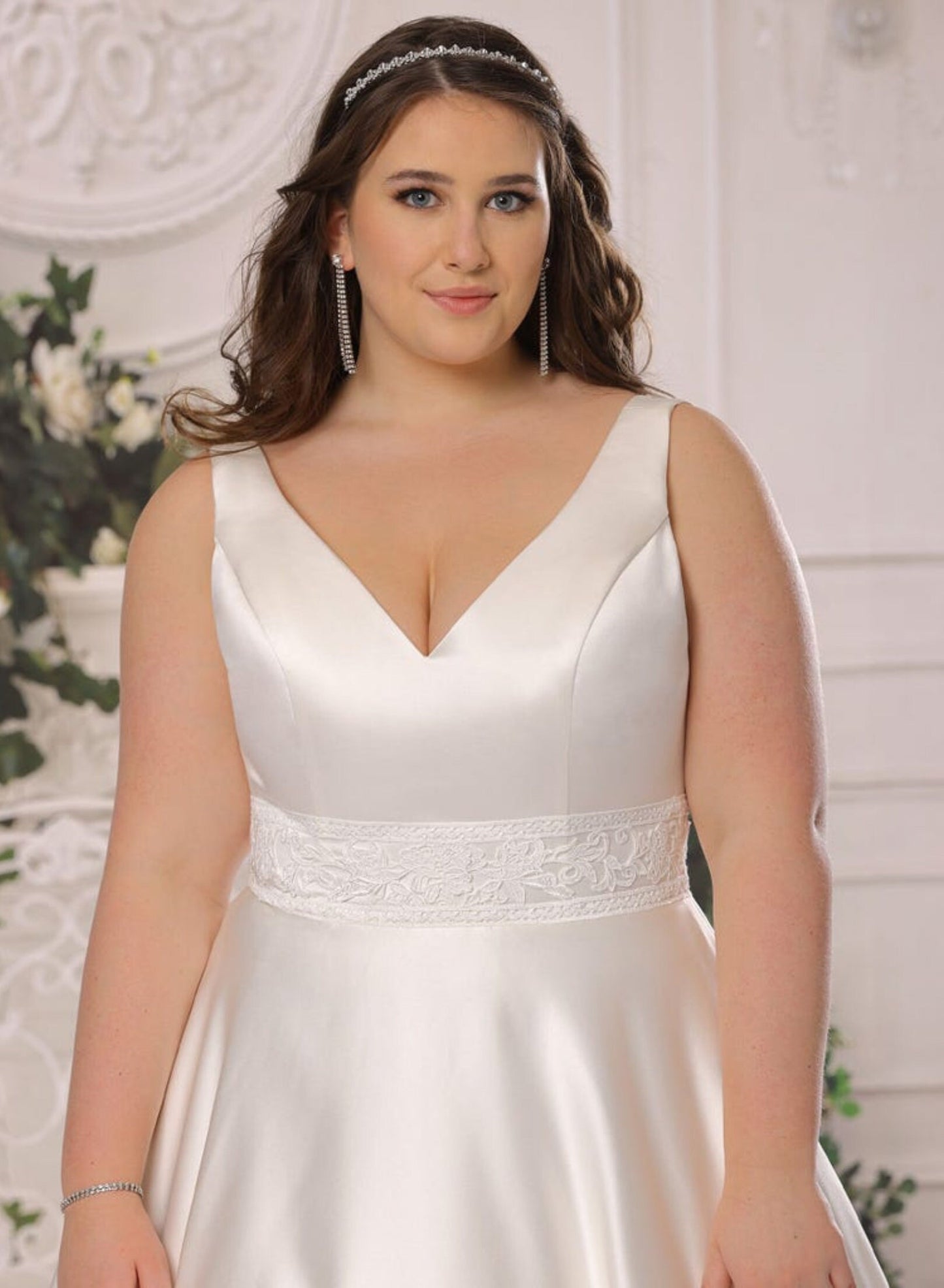 Classic Sleeveless V- Neck A-Line Minimalist Gown With Floral Lace Waistline