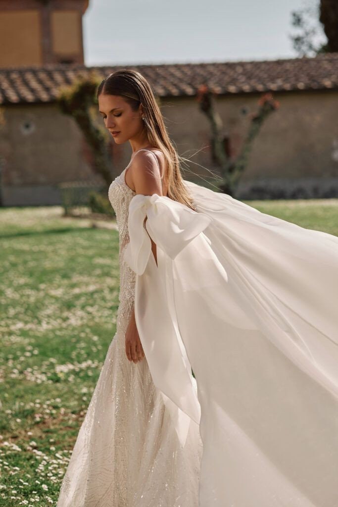 Flowing Organza Big Bow Knot Tie Detail Sleeves Bridal Special Occasion Cape