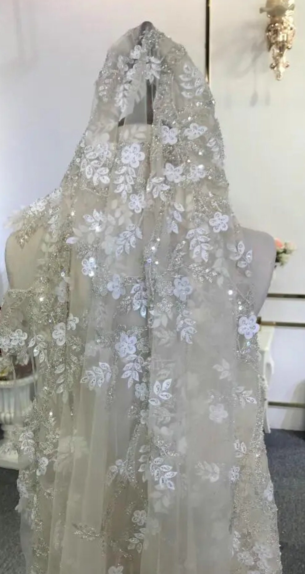 Elegant Floral Beaded Sequin 500 CM Bridal Veil