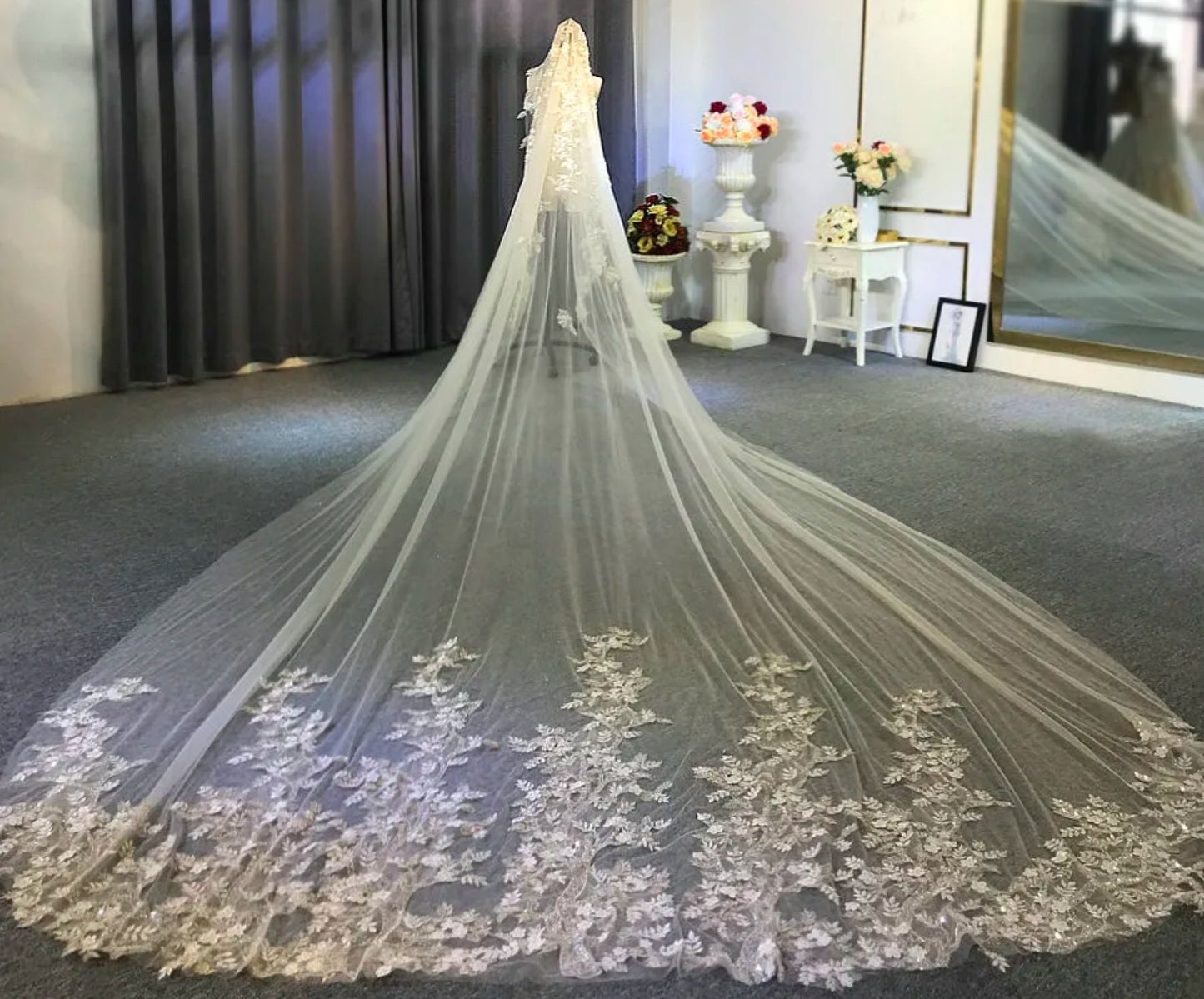 Elegant Floral Beaded Sequin 500 CM Bridal Veil