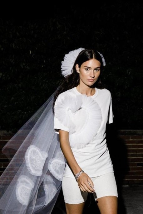 Detachable Frill Heart Head Piece With Lace Heart Appliqués Veil