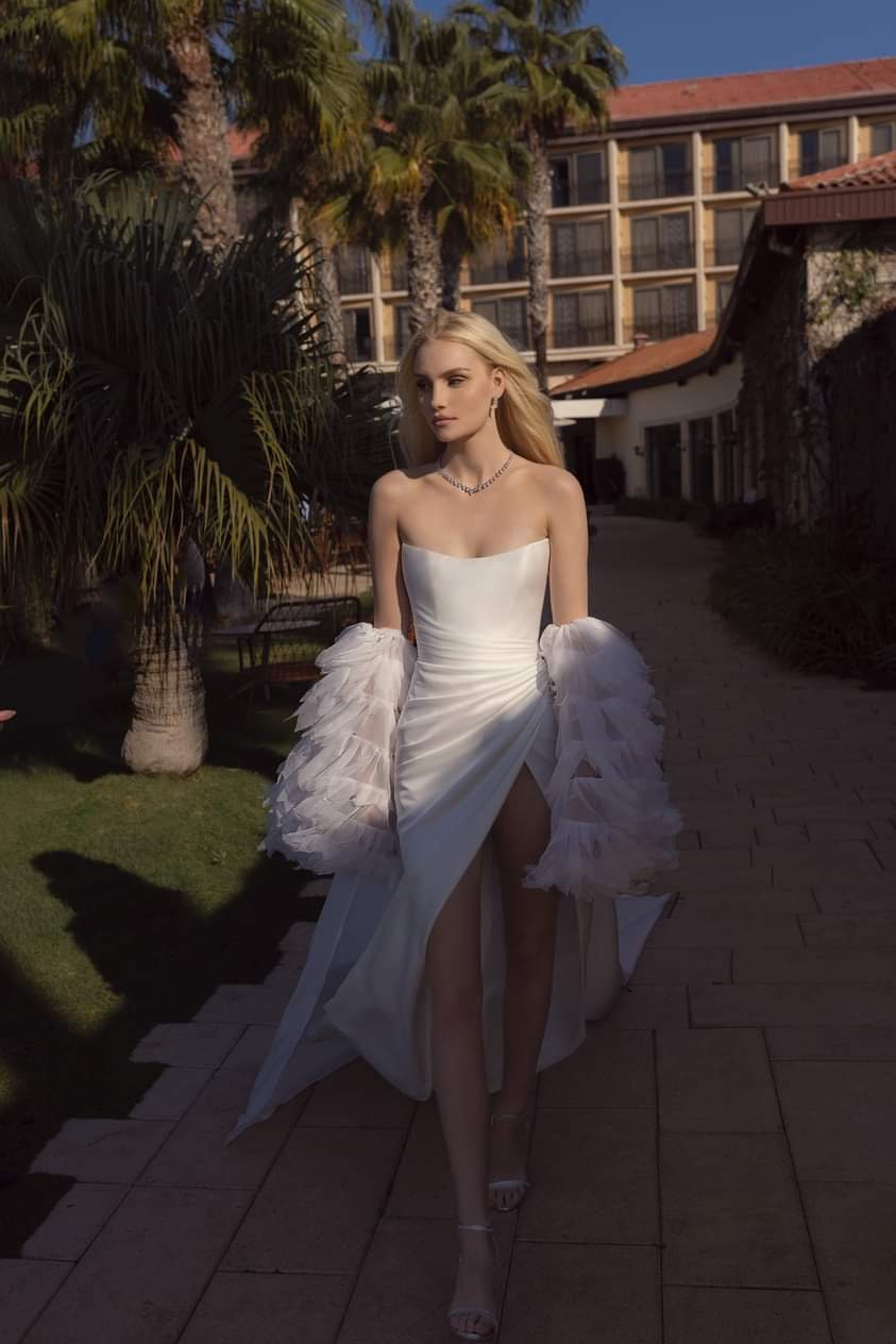Detached Dreamy Chiffon Tiered 3/4 Sleeve Cape