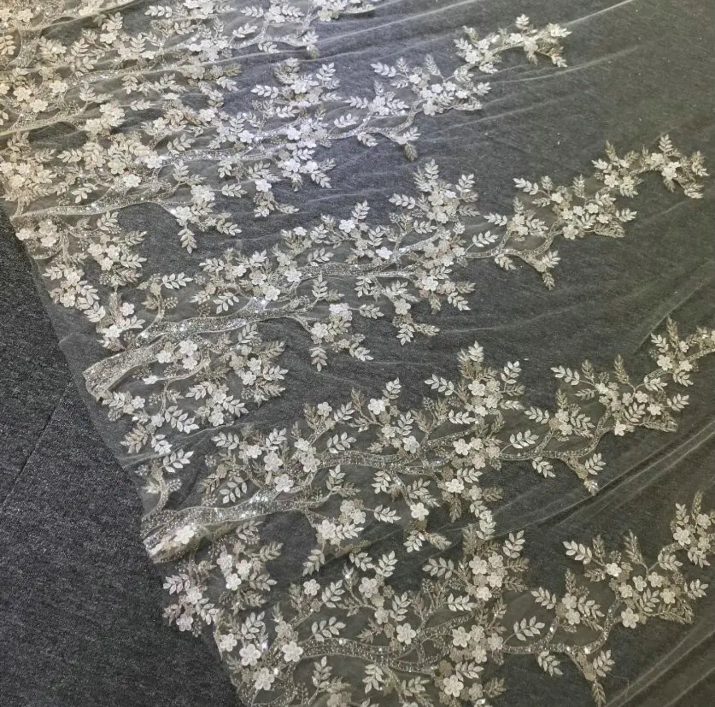 Elegant Floral Beaded Sequin 500 CM Bridal Veil
