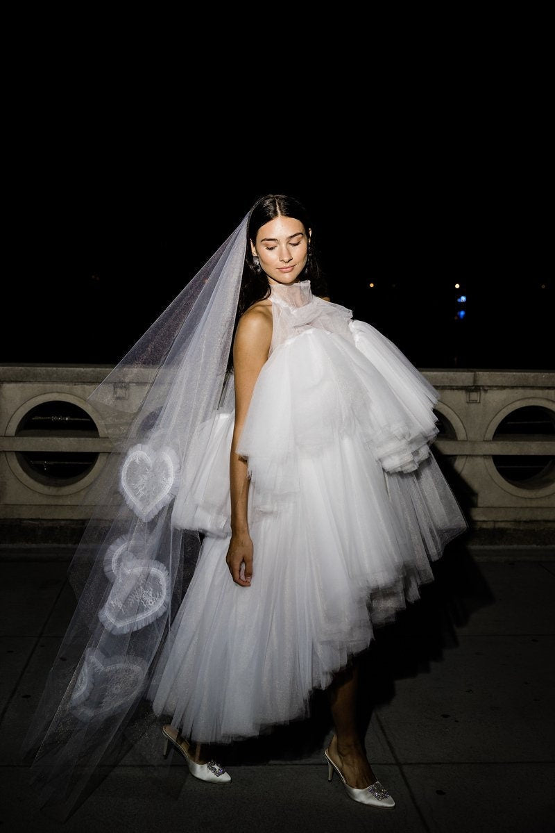 Detachable Frill Heart Head Piece With Lace Heart Appliqués Veil