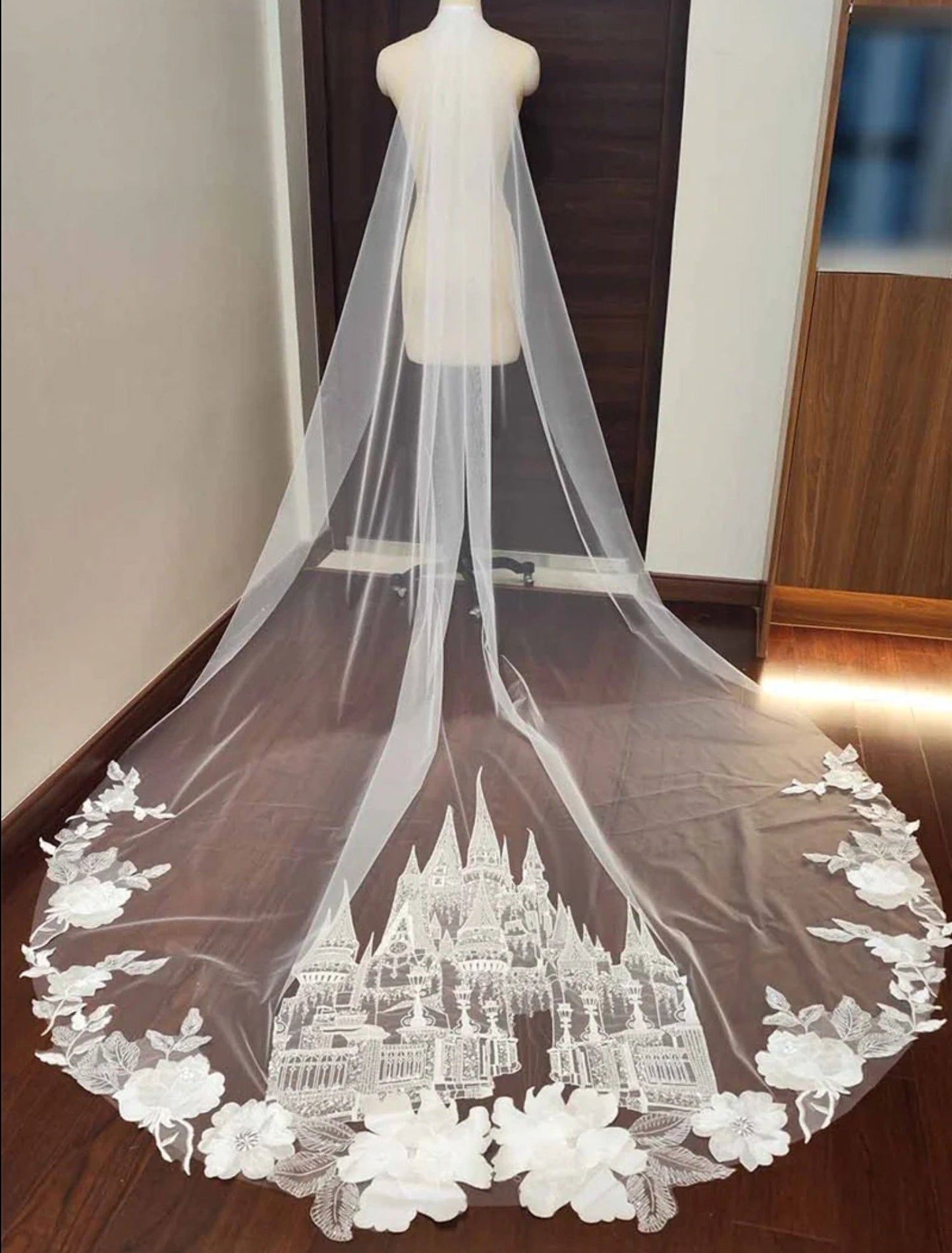 Single Tier Sequinned Floral Lace Princess Castle Bridal Veil