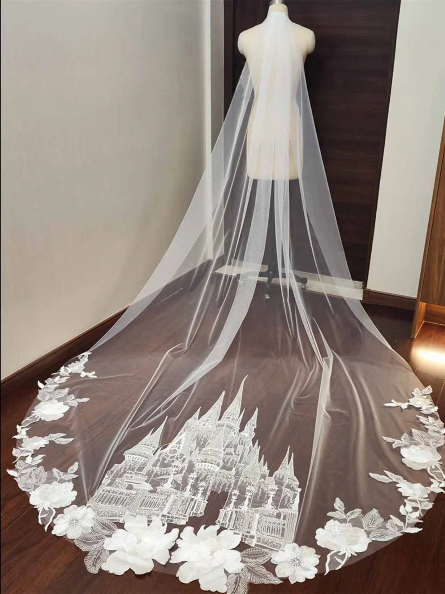 Single Tier Sequinned Floral Lace Princess Castle Bridal Veil