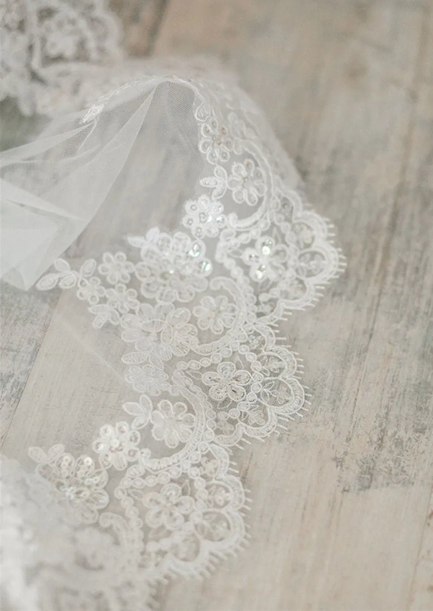 Scalloped Edge Sequin Lace Trimmed Elegant Bridal Veil