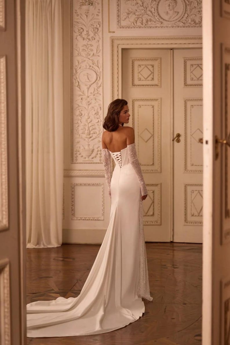 Sexy And Romantic Satin Cateye Sweetheart Strapless Pleated Corset Gown With Shimmering Underlay Bridal Gown With Matching Detached 3/4 Sleeves