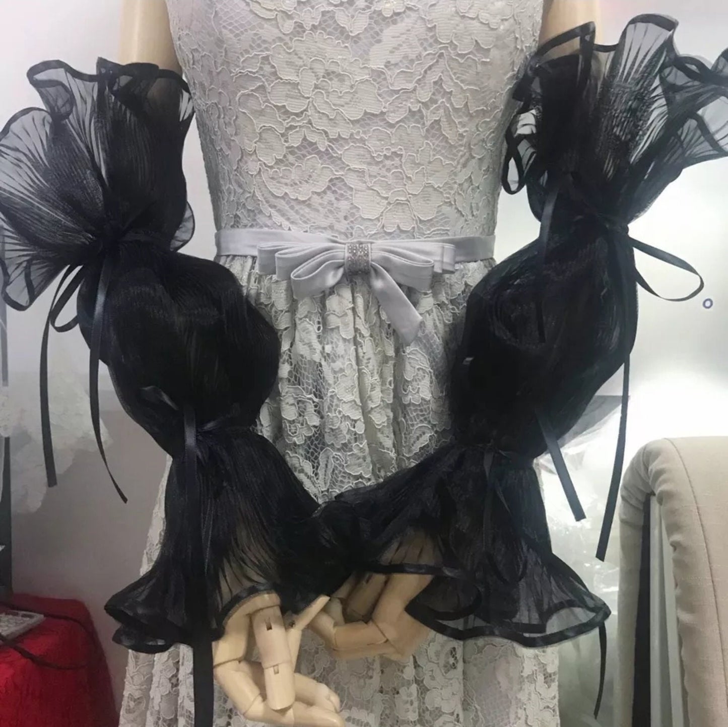 Detached Ribbon Cinched Marmaluke Sleeves